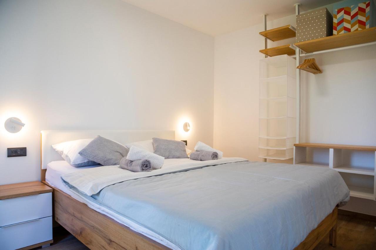 Holiday Houses Portoroz Bagian luar foto